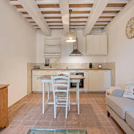 Belvilla By Oyo Rosa Lavanda Holiday home Mombaroccio